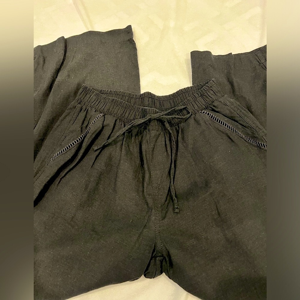 Black linen blend women’s pants